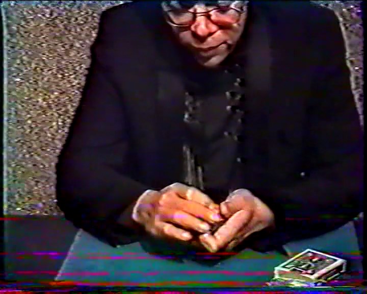 The Cards Change Color by Bebel (French, Mp4 Video Download)