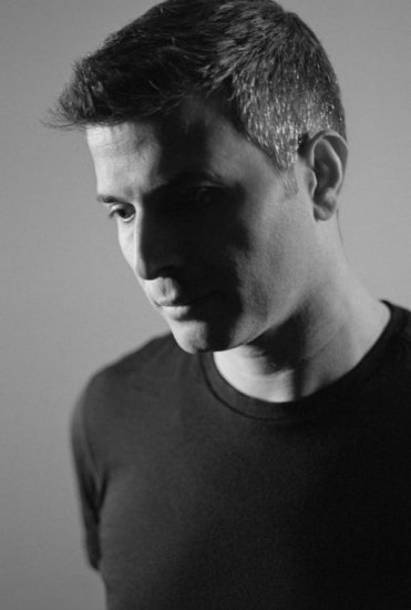 Entertainment for the Mind by Asi Wind (Mp4 Video Download)